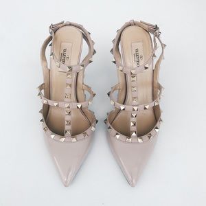 VALENTINO ROCKSTUD LEATHER PUMPS
