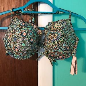 Never worn Victoria Secret Bathingsuit!