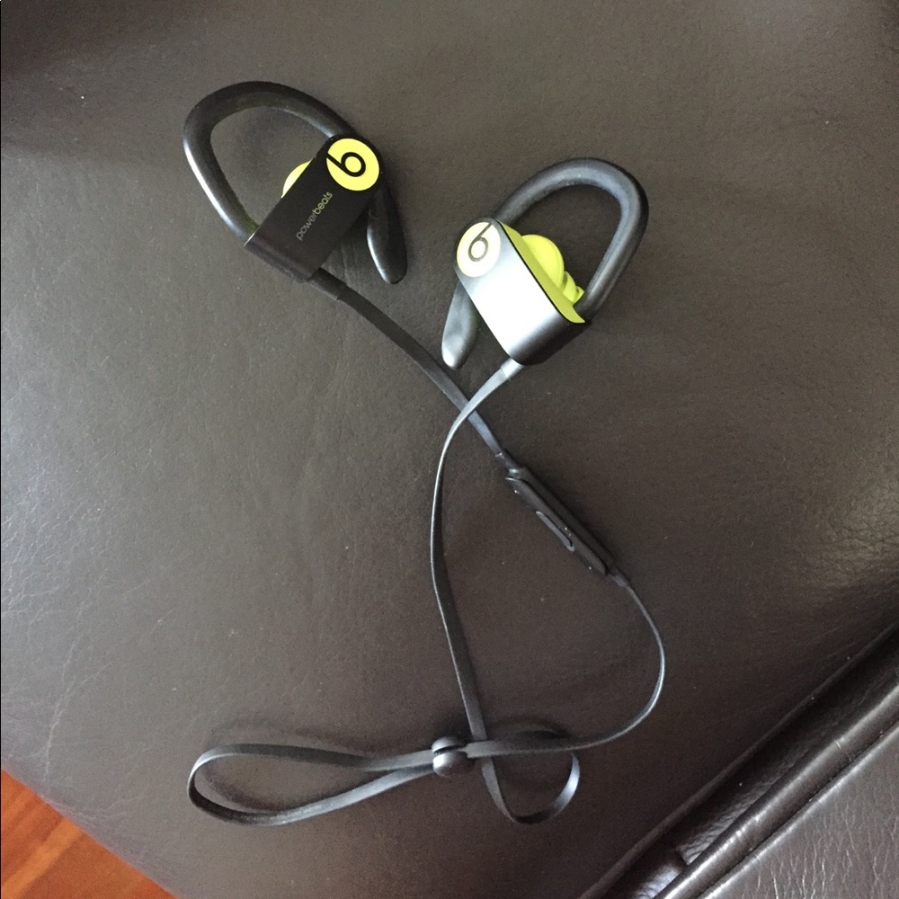 Beats wireless 3
