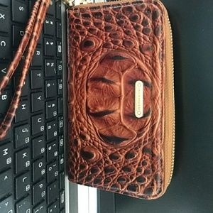 Brahmin wallet