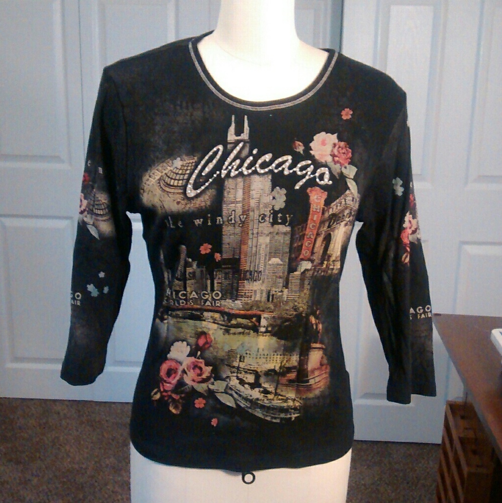 Size large embellished t-shirt