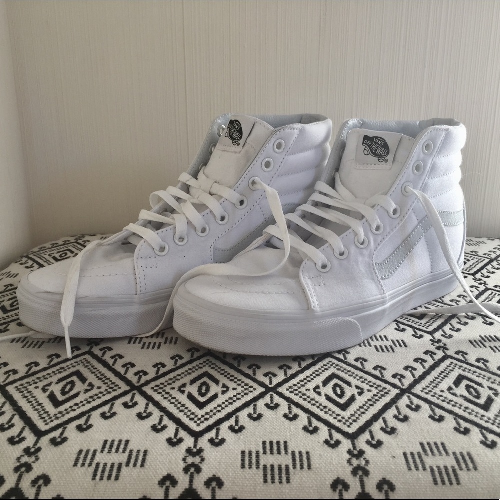 All White Unisex Vans Sk8-Hi Women's Size 8.5