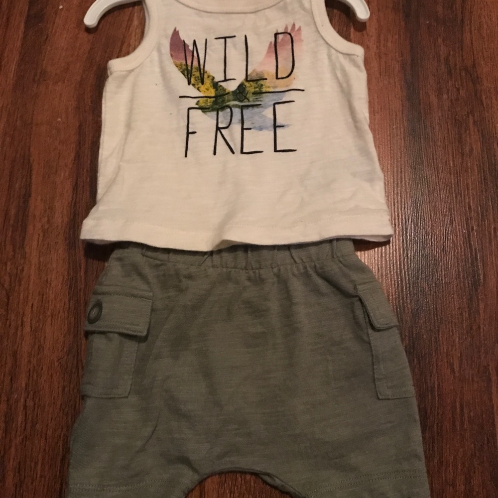 Old navy 0-3 month boy outfit
