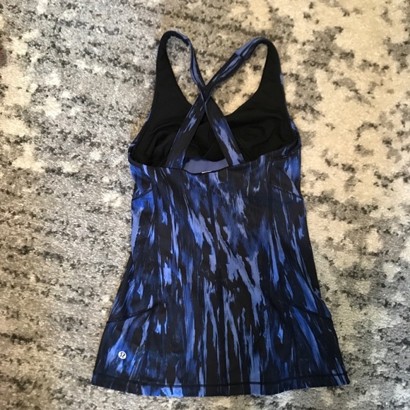 Lululemon tank - Picture 2 of 3