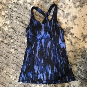 Lululemon tank