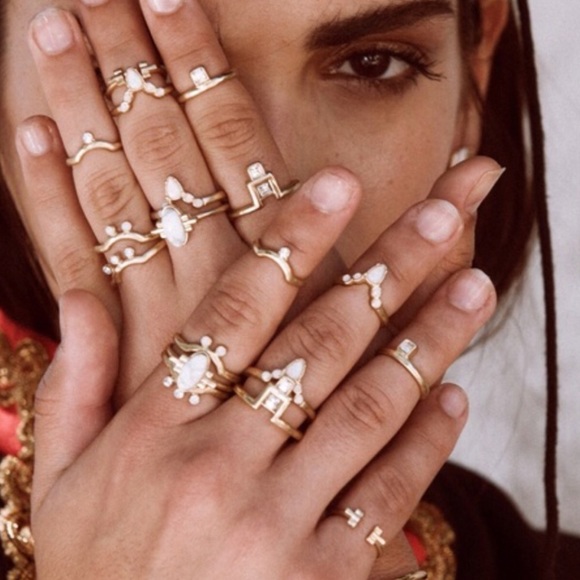 The2Bandits Gold Bryce Cannon Ring Set - Picture 4 of 4