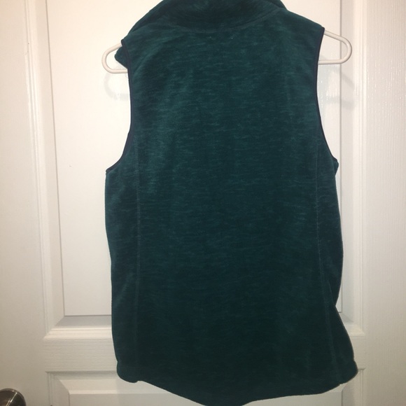 Real Old Navy Fleece Vest - Picture 3 of 3