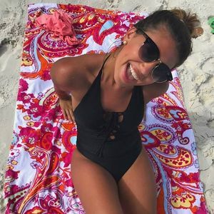 Meet your Posher, Leah