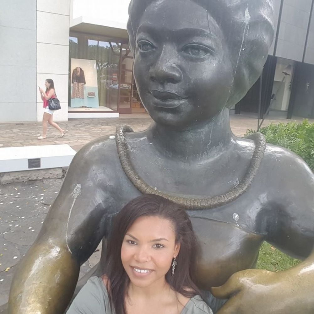 Meet your Posher, Kalia
