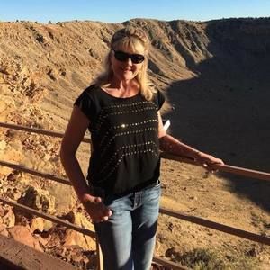 Meet your Posher, Denise