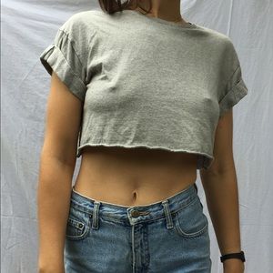cropped roll-sleeve tee