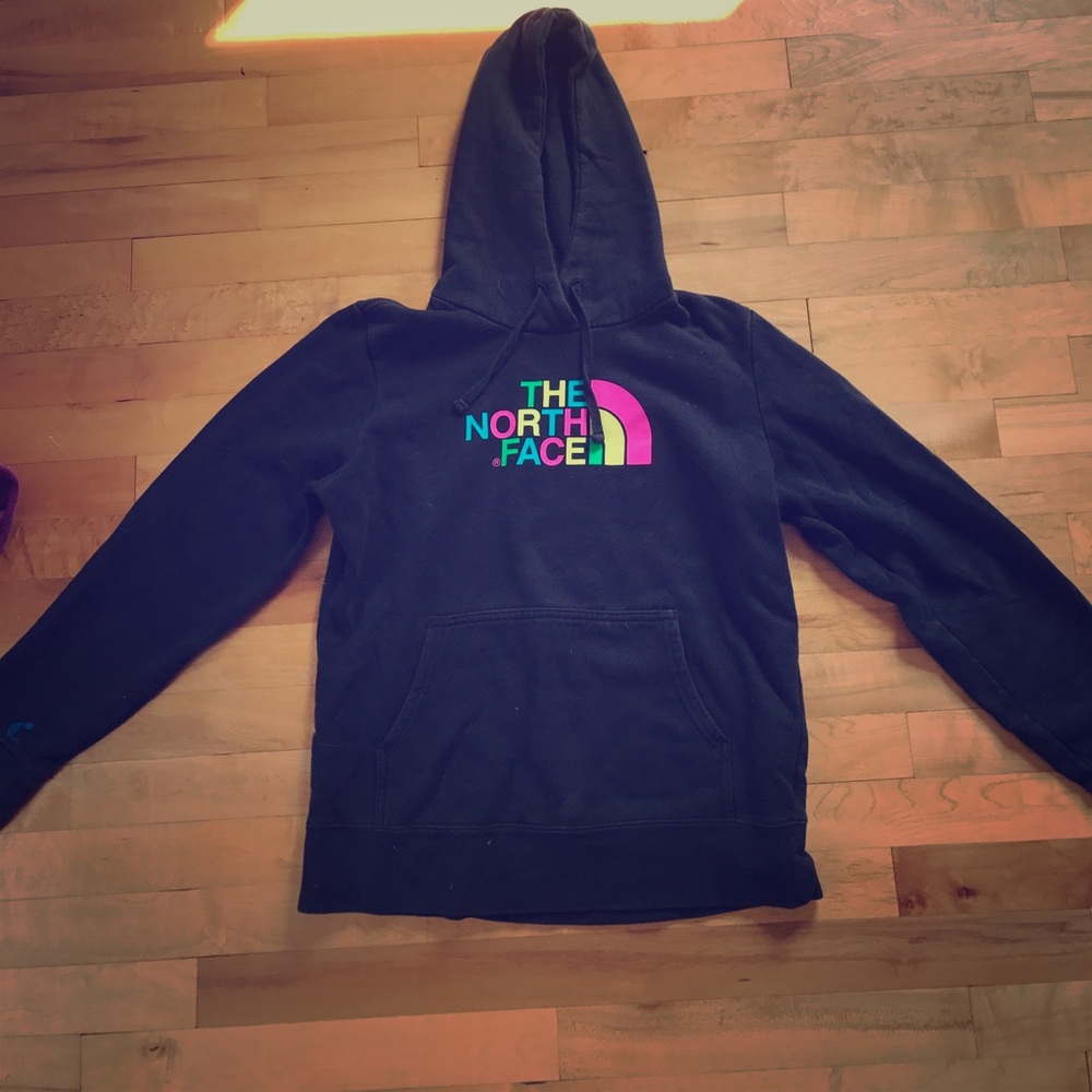 Women's north face sweatshirt