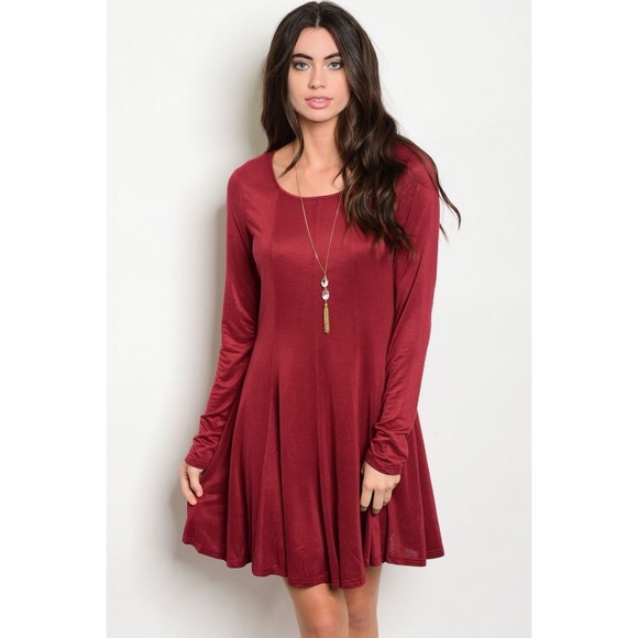 Dresses & Skirts - 🆕Wine scoop neck tunic skater dress