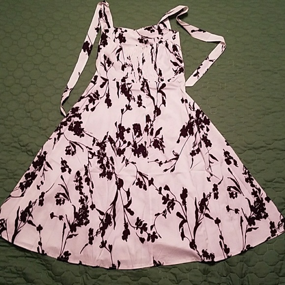 Dress - Picture 2 of 2