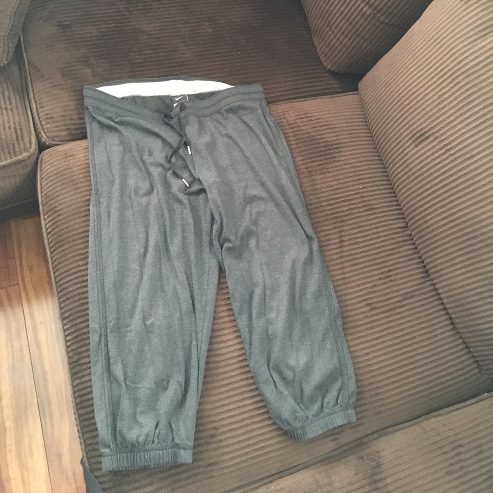 Nike Grey Capri workout sweats, size Medium