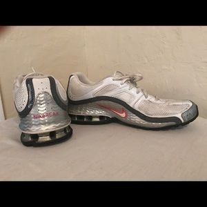 NikeREAX Sneakers