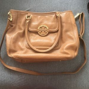Tory Burch Amanda Hobo Bag