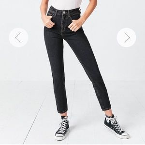 BDG Girlfriend High-Rise Jean