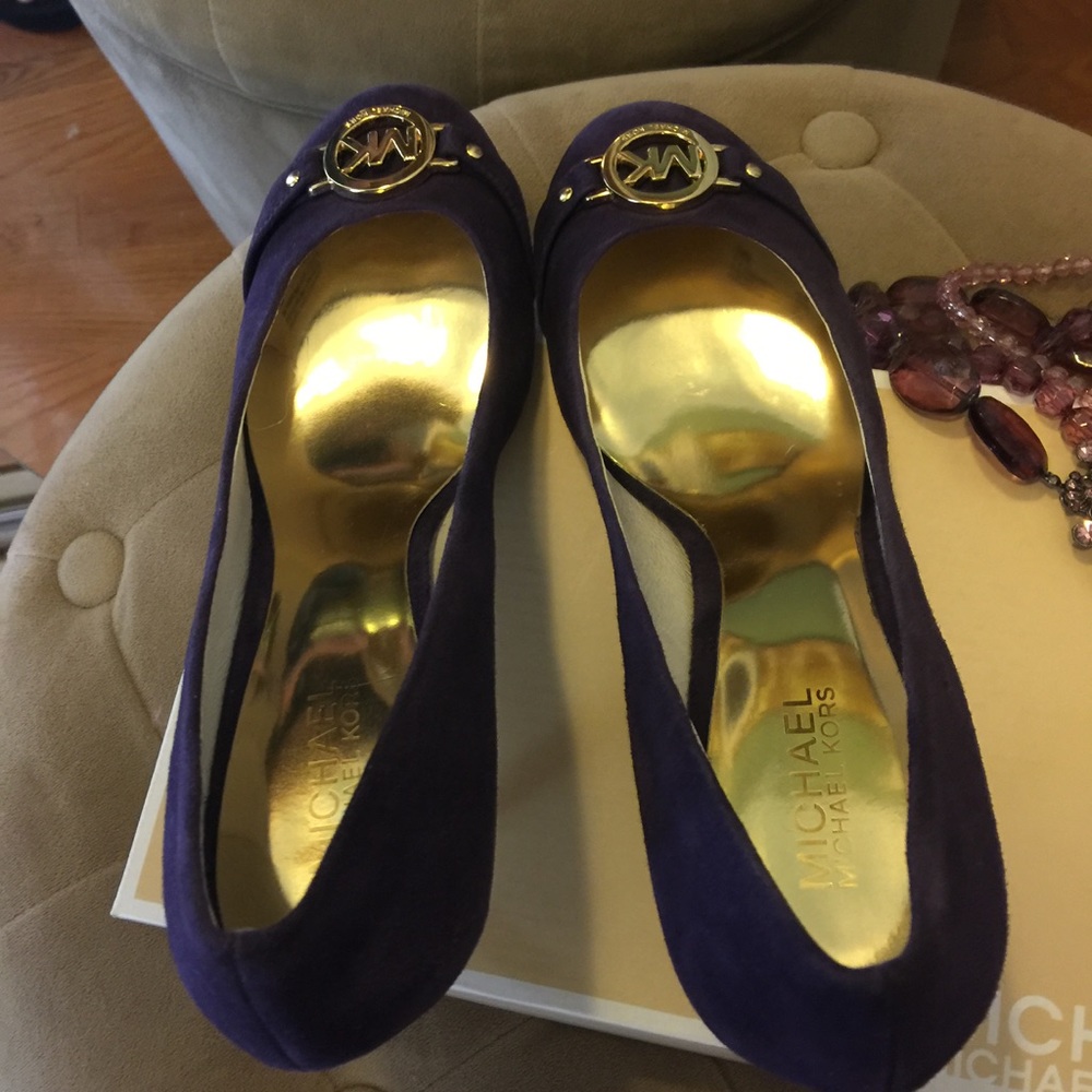 💜Michael Kors Purple Heels💜SOLD - Picture 7 of 7