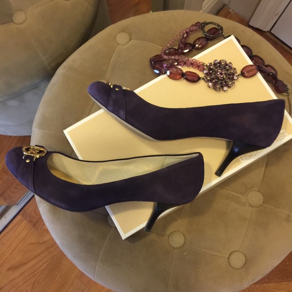 💜Michael Kors Purple Heels💜SOLD - Picture 4 of 7
