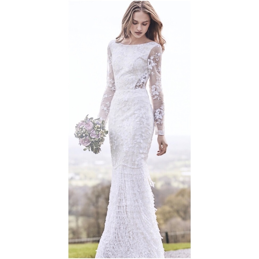 🆕Chi chi London wedding dress