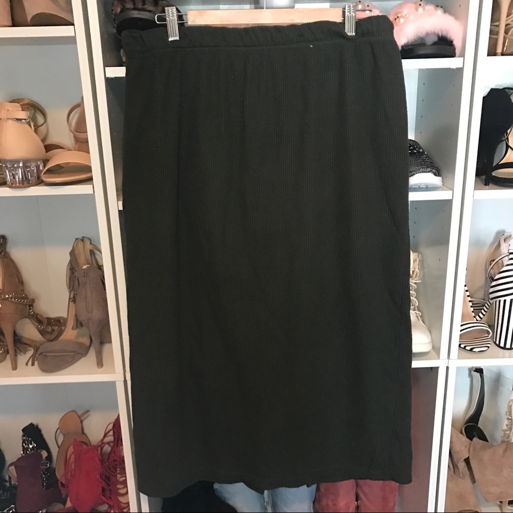 VINTAGE STRETCH SWEATER SKIRT