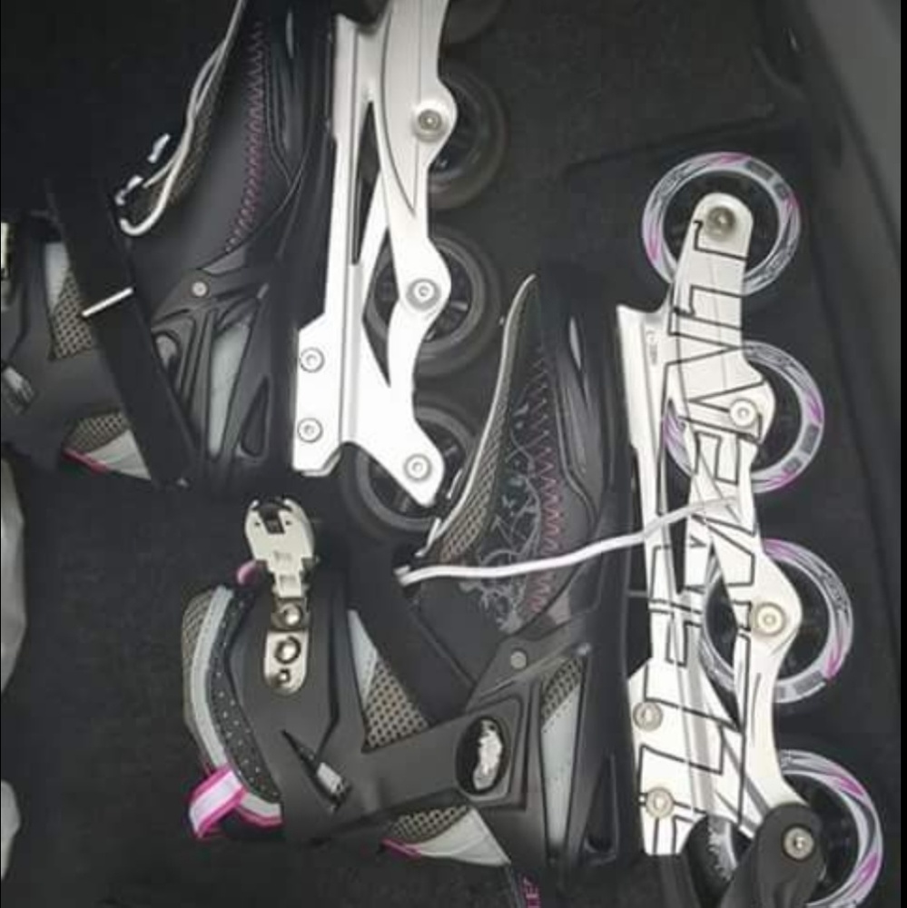 Women's Roller Blades size 8