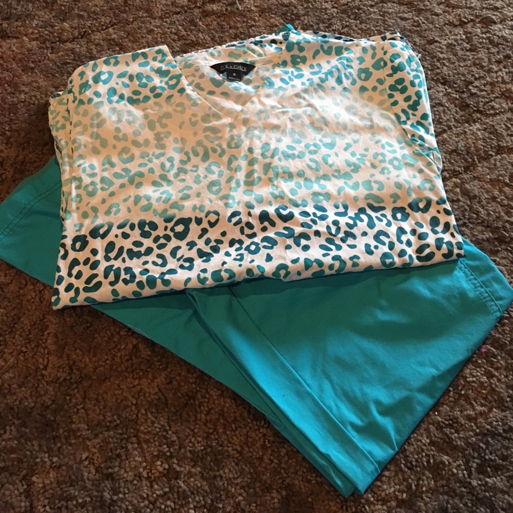 blue leopard scrub set