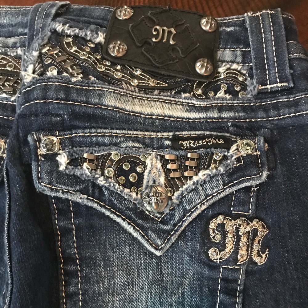 Miss Me Capri jeans