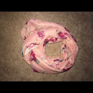 Infinity scarf