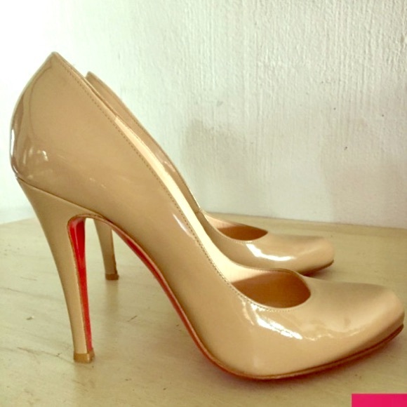 Christian Louboutin "Simple Pump" - Picture 1 of 8