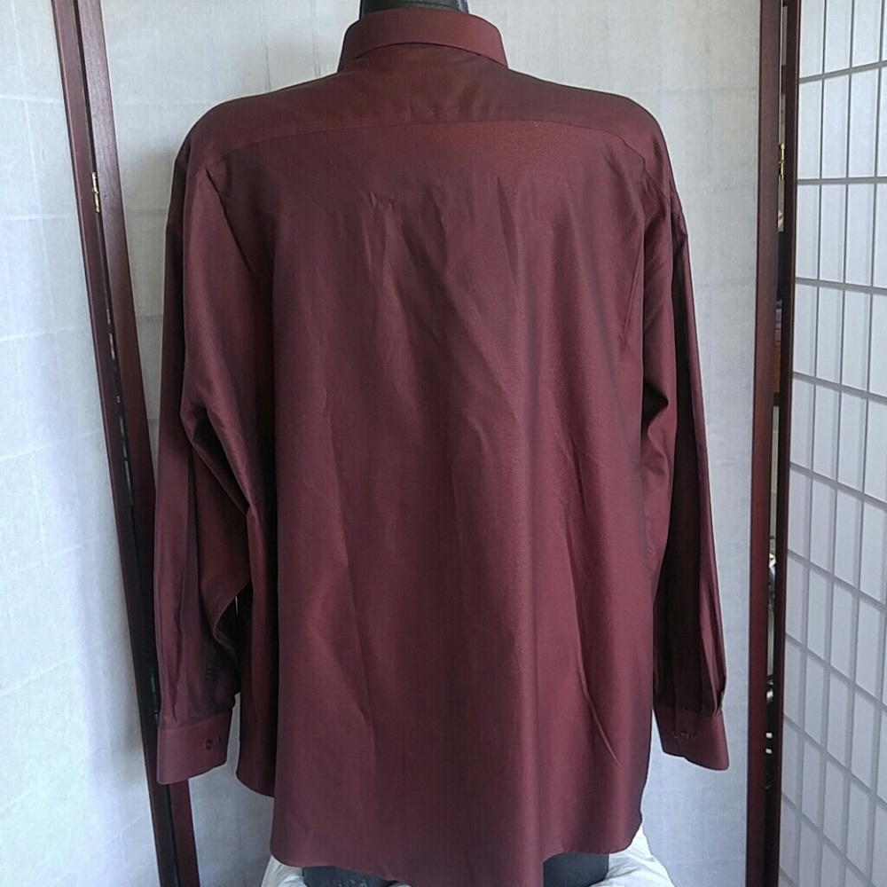 Shirt - Picture 4 of 5