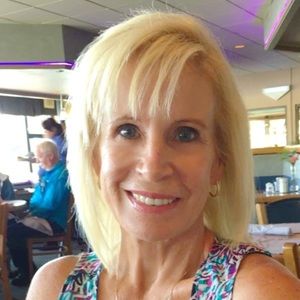 Meet your Posher, Robin