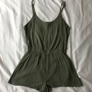 FOREVER 21: Romper