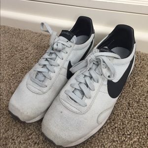 Nike sportswear shoes