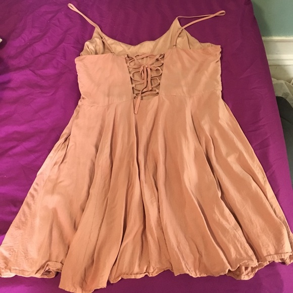 Pastel dress - Picture 2 of 3