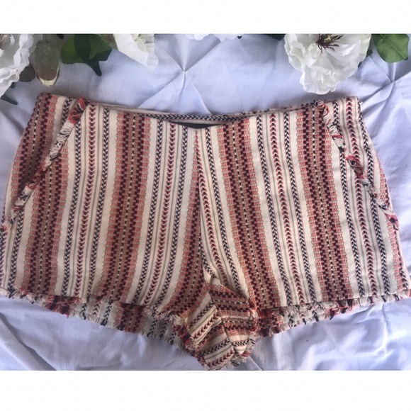 Zara}• chic boho shorts - Picture 7 of 8