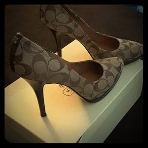 COACH  heels