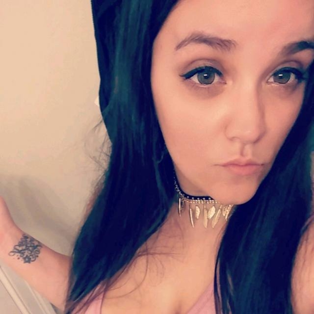 Meet your Posher, Brittney marie