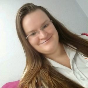 Meet your Posher, Cassandra