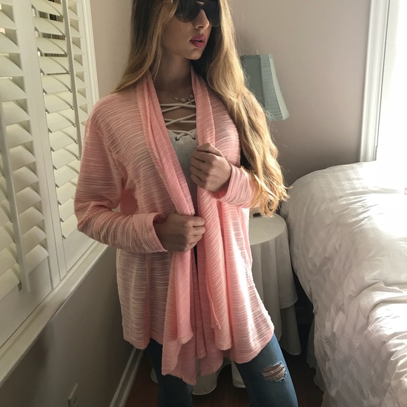 Solddd Outtt - Picture 2 of 3