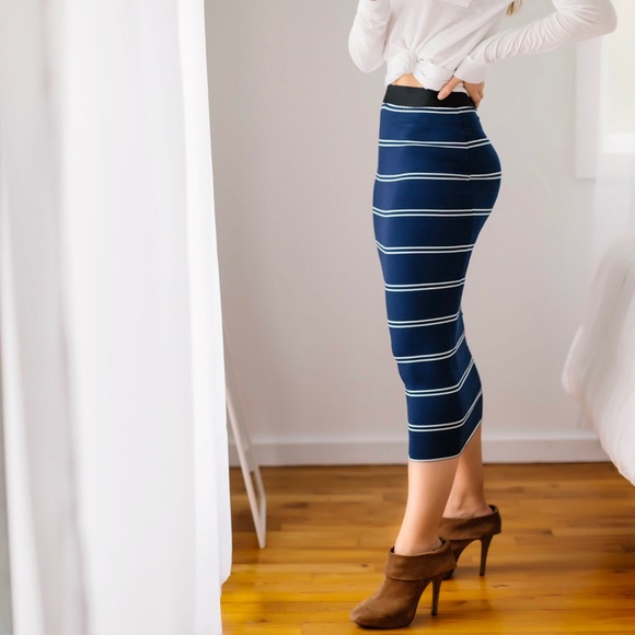 SoldOut11thStreet - Picture 2 of 3