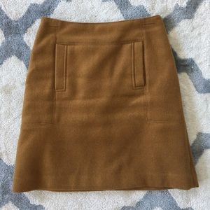 LOFT camel skirt with front pockets size 2