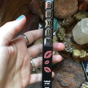 Buxom Pumpline Lip Liner