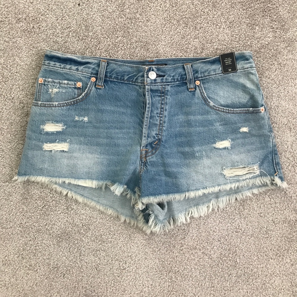 Last chance Abercrombie & fitch high rise shorts