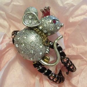 Betsy Johnson Woodland collection mouse bracelet