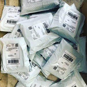 Meet your Posher, Joshua