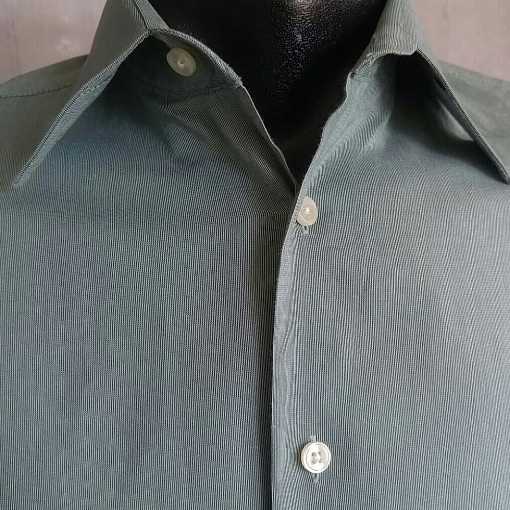 Shirt - Picture 2 of 4