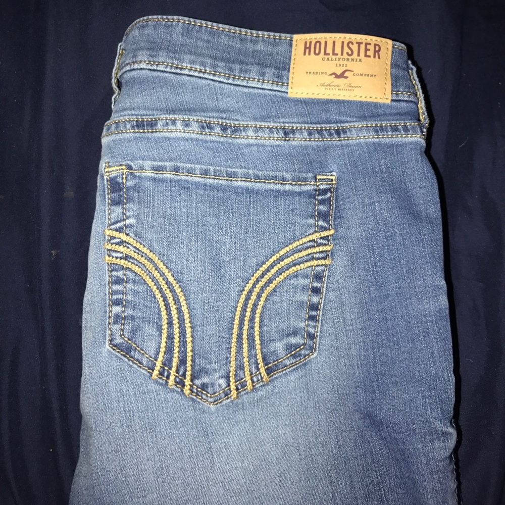 HOLLISTER JEANS - Picture 2 of 3