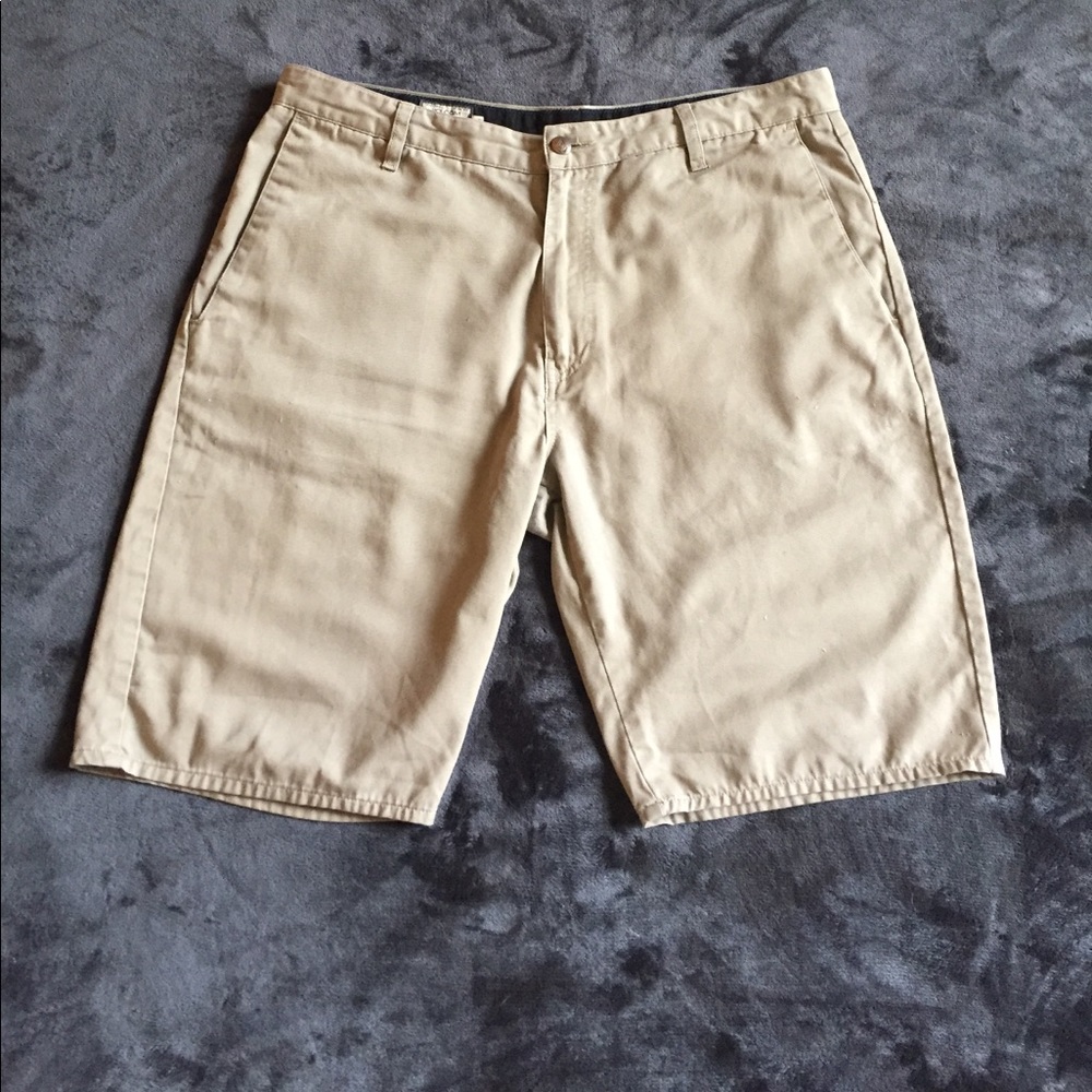 Khaki Volcom shorts size 36